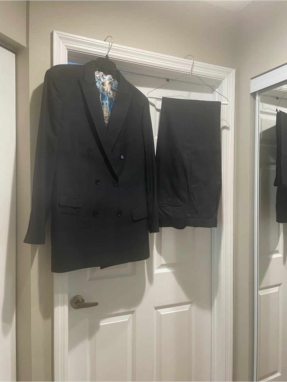 Men's Black Double-Breasted Suit Blazer and Pants